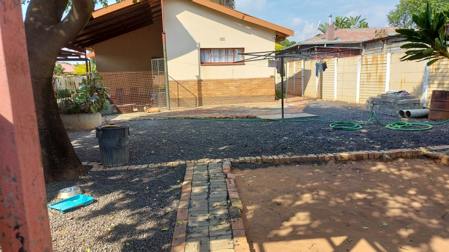 3 Bedroom Property for Sale in Oos Einde North West